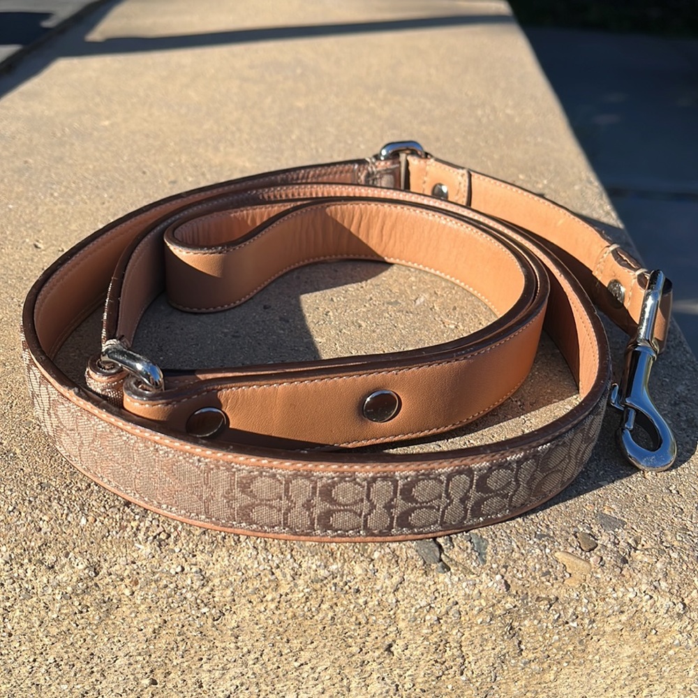 Coach Signature Print Large Size Dog Leash